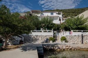 Apartment in Supetarska Draga with sea view, terrace, air conditioning, WiFi 4551-3