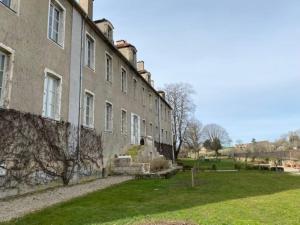 Appartements Appartement dans belle residence Semuroise : photos des chambres