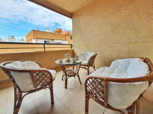 Vistas al mar, céntrico y junto a la Estación - by Aloha Palma