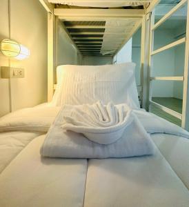 PICCOLO SUKHUMVIT HOSTEL- Self check-in after 6 pm