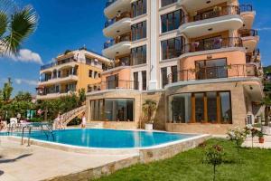 Flat at complex Fenix-St. Vlas
