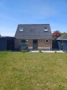 Tæbring Holiday Home - Tæbring