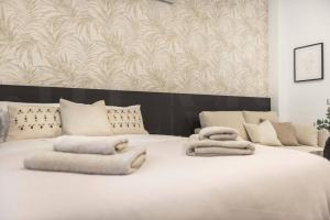 Chic intimate studio in the heart of Malaga by REMS