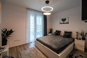 City Apartment, Private Parking and Balcony