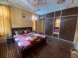 OYO 81382 Penthouse Villa