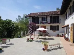 Casa Langhe di Mango - Barolo - Mango