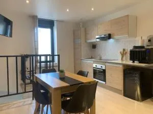 Location de vacances à Quarante Gîte de la cave Szymczak - 圣希尼扬