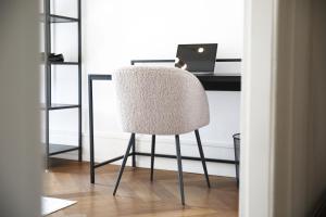 Palais Passy~Design Suite mit Ausblick im Zentrum