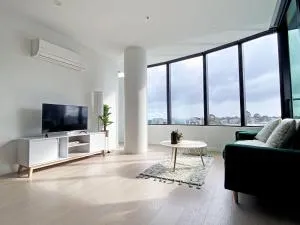 Skygarden Luxury Condo - 维勒希尔