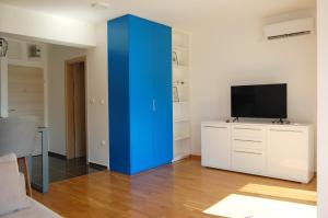 Status-M Apartments 112