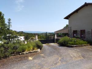 Maisons de vacances Gite du Cedre : photos des chambres