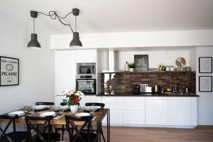 Le Pozzi, parking privé plein centre