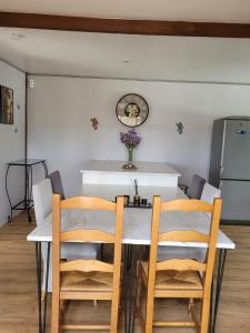 Maison au bord du canal