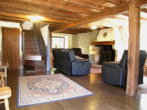 Maisons de vacances Totally Secluded Stone Cottage with Private Pool, 2 acres of Garden and Woodland : photos des chambres