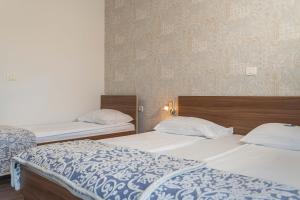 Triple Room with Sea View room in Hotel Lavender - Oleander Resort