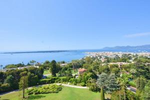 Appartements Apartment in a 8 hectares park incredible view : photos des chambres