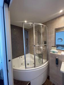 Hotels Hotel Ulysse Montpellier Centre : photos des chambres