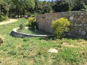 Maisons de vacances Batisse dans un domaine provencal : photos des chambres