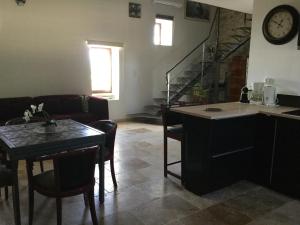 Bâtisse dans un domaine provençal