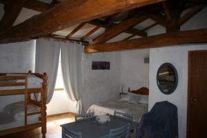 B&B / Chambres d'hotes Castel chambres, chateau de Malves : photos des chambres