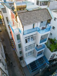 Zuka Hotel & Apartment