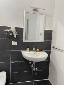 Camera in centro storico img14