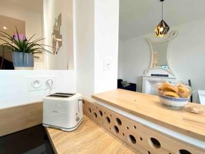 Appartements LE DECO - Confort - Wifi - Luminosite - Entre gare et Centre : photos des chambres