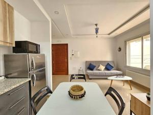 Yasmine - Confort à 200m de la plage de Chott Meriem