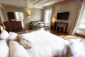 Hotels Chateau De Razay : photos des chambres