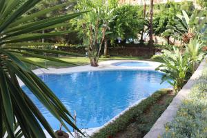 High-End 2 Bedroom Sea View Apartment in Puerto Banus