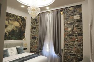 Queen Cattleya Suite