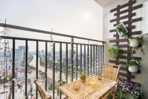 Saigon CBD Apartment - Infinity Pool