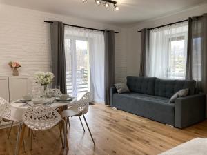 nowy Rustykalny apartament z tarasem - Willa Sowia
