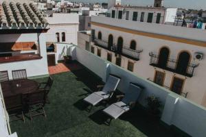 Gran casa con piscina , centro de sevilla .Vistas