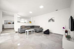 Apartment Olive Garden 3 km from Pula center and 4 km from the beach