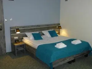 Hotel Giżycko - 文戈热沃