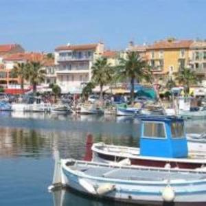Appartements Au Coeur de Bandol T2 climatise avec terrasse et garage : photos des chambres