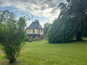 Maisons de vacances Maison independante sur les hauteurs de Sedan : photos des chambres