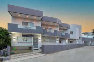 Savvas Apartment - 4hvězdičkové hotely ve městě Afantou