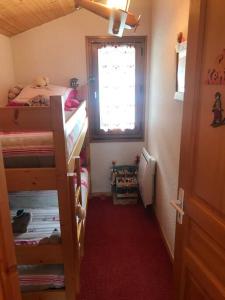 Charmant appart style chalet, simple et soigné