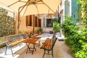 Queen House Venezia - Isola della Certosa