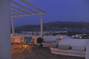 Degaetas Resort Antiparos Greece