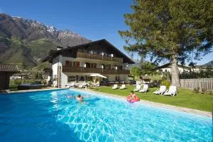 Pension Lärchenhof - Cirlat