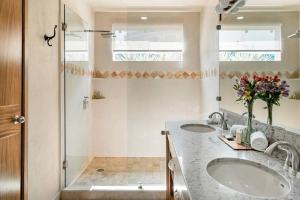 Condo Cascada - Stunning Views, 2BR, 2Bth, Gym in Romantic ZN