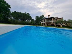 Apartments Villa Sotlar with pool