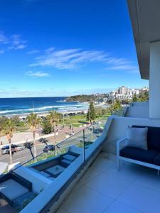 Bondi Beach Waves Beachfront Apartment