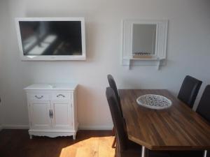 Geschmackvolle Ferienwohnung zentral und strandnah gelegen. WLAN kostenlos.