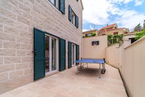 Villa Janie with a pool for up to 16 people