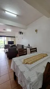 Meadroad homestay tours & transfers Deluxe 2 Bedroom - Levuka