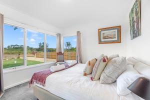 Mandalay Beach House on Pipe Clay Lagoon